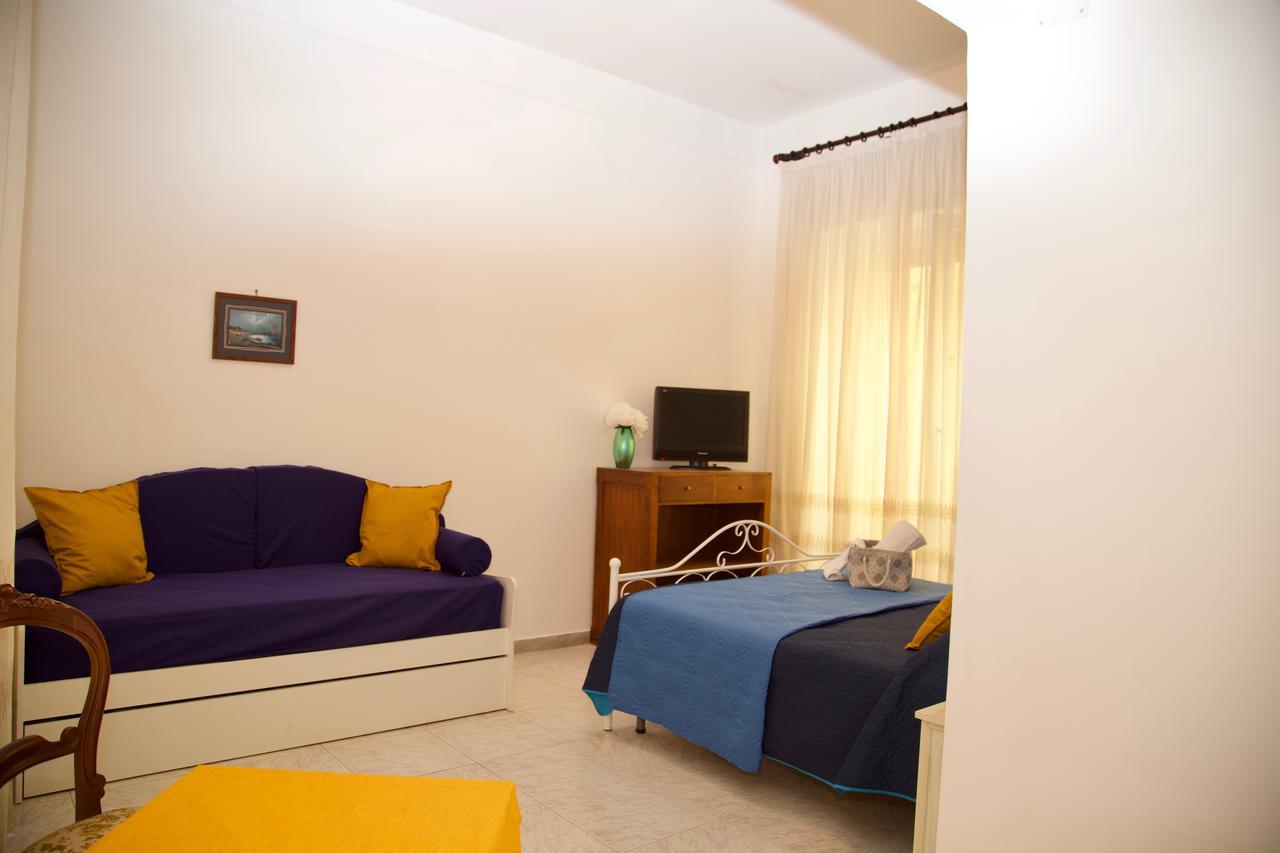 La Terrazza Di Dante Bed and Breakfast Neapol Zewnętrze zdjęcie