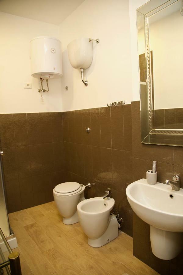 La Terrazza Di Dante Bed and Breakfast Neapol Zewnętrze zdjęcie
